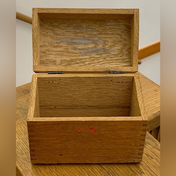 Antique Weis Monroe Michigan Fingerjointed Hinge Lidded Wooden Box - Picture 6 of 10